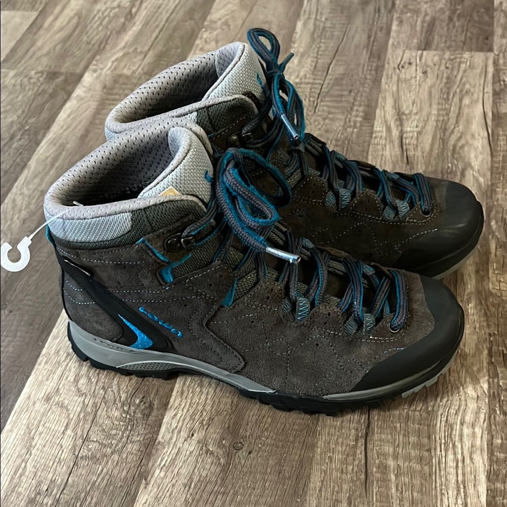 Women’s LOWA Focus GTX Size 7 Brown and Gray Leather Gore-Tex Hiking Boots